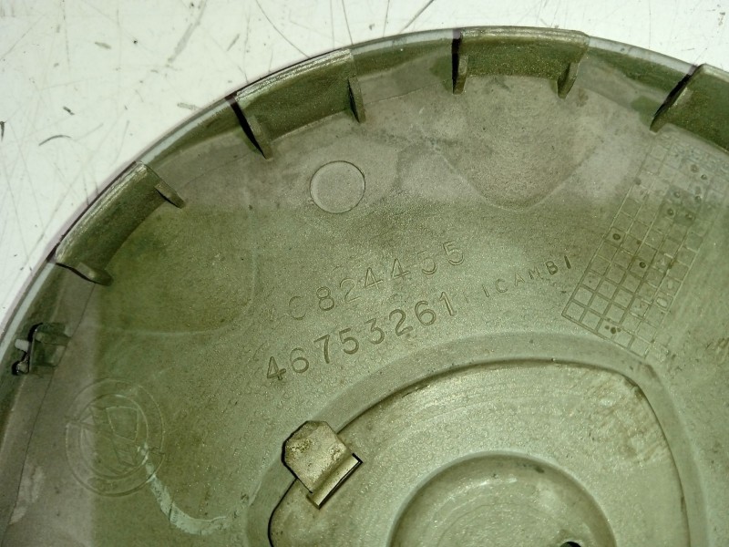 Recambio de tapacubos para lancia lybra berlina referencia OEM IAM 46753261  