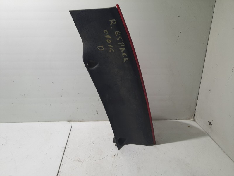 Recambio de piloto trasero derecho para renault espace iv (jk0) privilege referencia OEM IAM 8200027152  