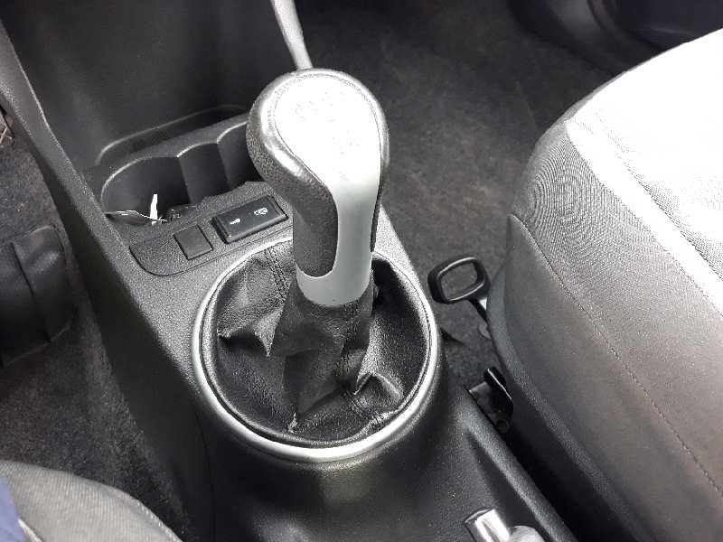 Recambio de palanca cambio para skoda fabia (5j2 ) 1.2 referencia OEM IAM 6Q0711061E 6Q0711265AC 6Q0711266AC