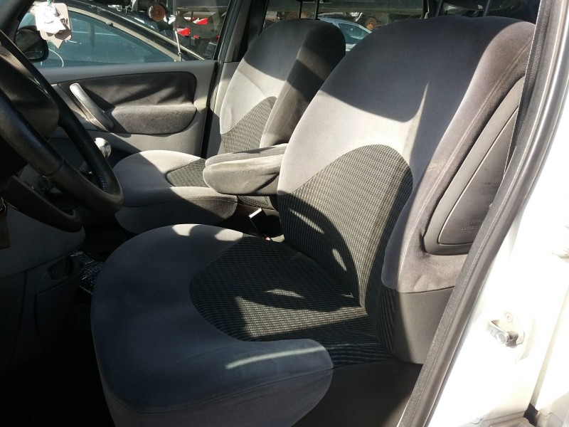 citroen xsara picasso 1.6 16v hdi   |   0.99 - ... | 1999 | 90 cv / 66 kw del año 1999