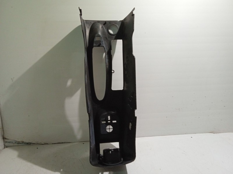 Recambio de apoyabrazos central para lancia lybra berlina referencia OEM IAM 735346683 735346679 / 735346681 735346671 / 7353466