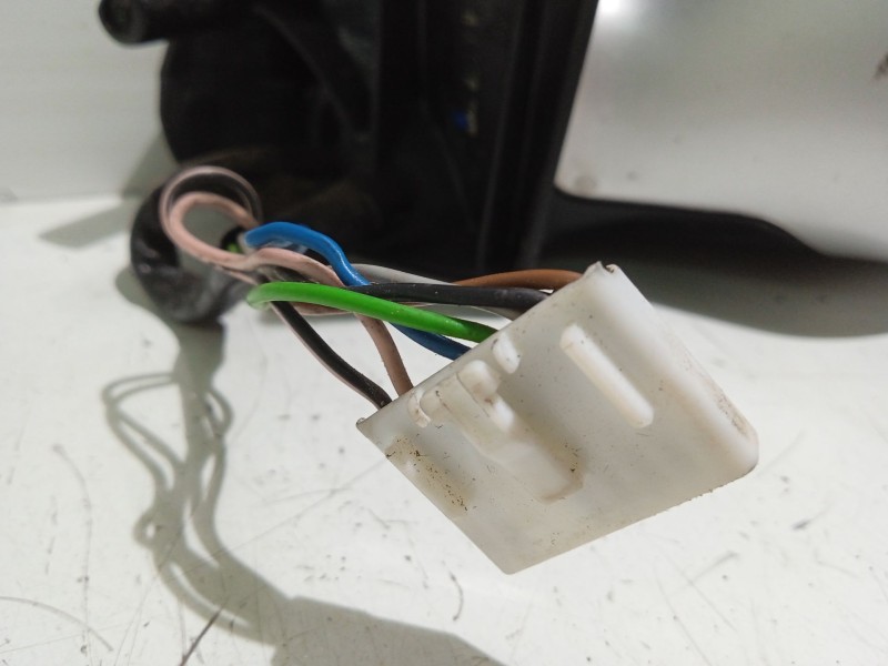 Recambio de retrovisor derecho para lancia lybra berlina referencia OEM IAM 735266986 735266988 735266987