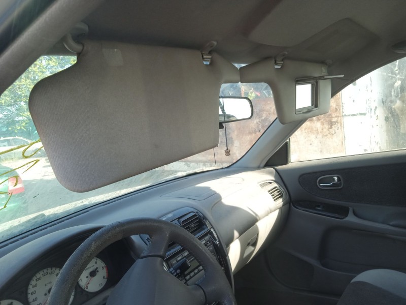 mazda 626 v hatchback (gf) del año 2002