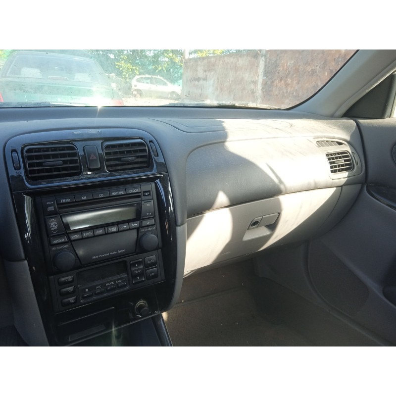 mazda 626 v hatchback (gf) del año 2002