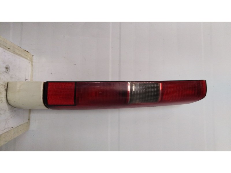 Recambio de piloto trasero derecho para volvo v 70  familiar    |   0.96 - 0.00 | 1996 - 2000 referencia OEM IAM   