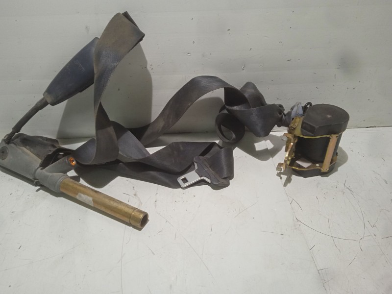 Recambio de cinturon seguridad delantero derecho para renault espace iv (jk0) privilege referencia OEM IAM 8200211688  