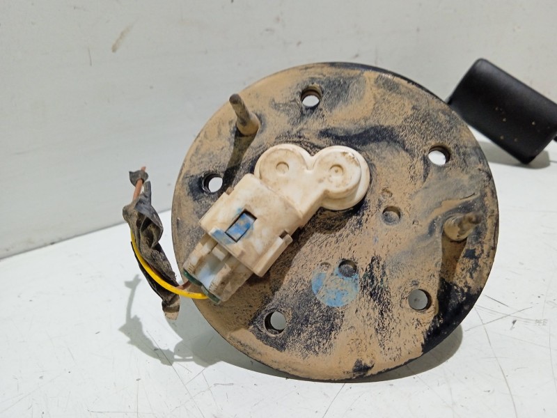 Recambio de aforador para toyota rav 4 iii (_a3_) 2.2 d 4wd (ala30_) referencia OEM IAM 8332049215  