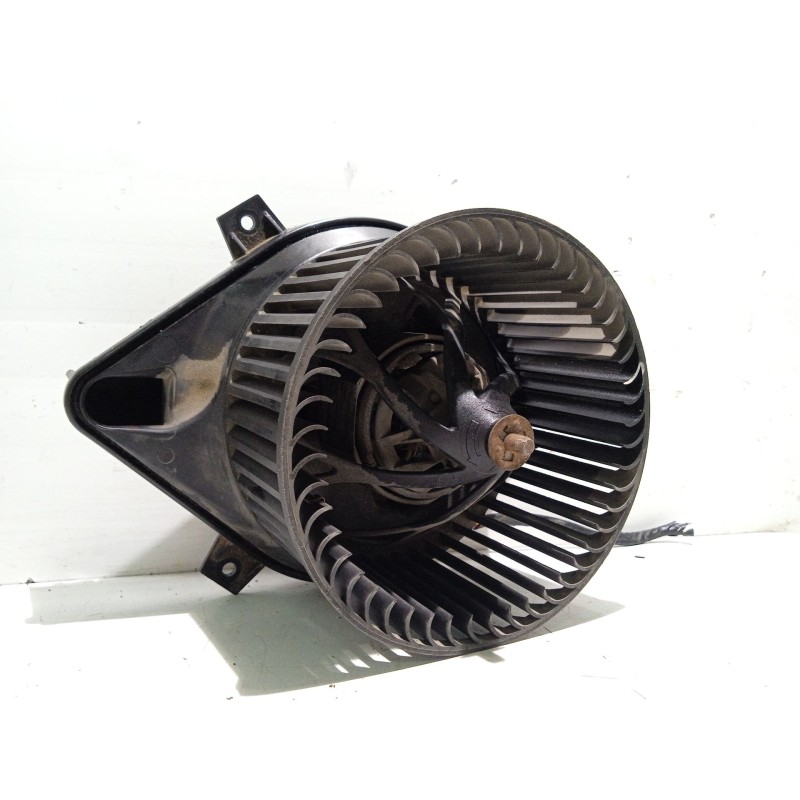 Recambio de ventilador calefaccion para peugeot 309 ii (3c, 3a) 1.4 referencia OEM IAM 644168  