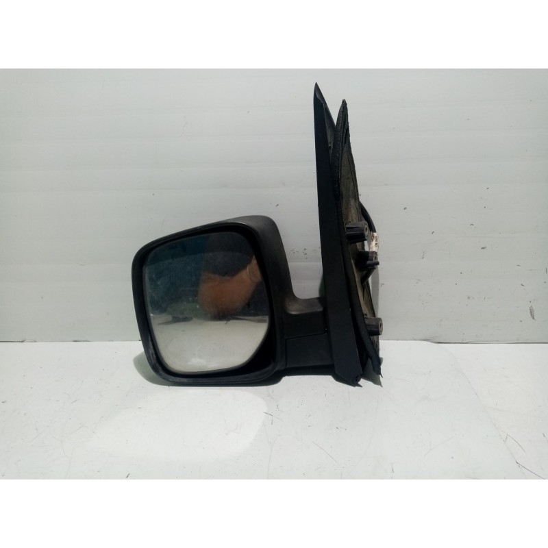 Recambio de retrovisor izquierdo para peugeot bipper 1.4 hdi referencia OEM IAM 8153VJ  