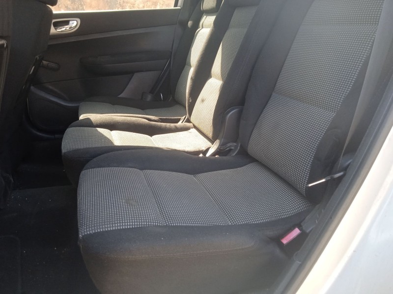 peugeot 307 sw (3h) del año 2004