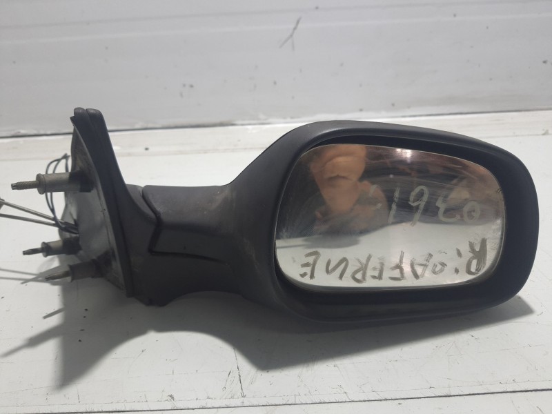 Recambio de retrovisor derecho para renault safrane (b54) 2.2 cat referencia OEM IAM 77001367778 0117366 