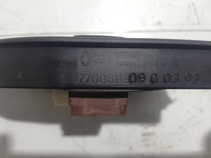 Recambio de mando elevalunas delantero izquierdo para renault safrane (b54) 2.2 cat referencia OEM IAM 77008119  