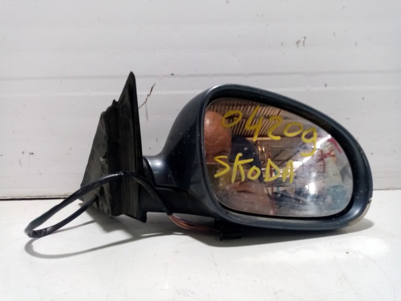 Recambio de retrovisor derecho para skoda superb (3u4) 1.9 tdi referencia OEM IAM 3B1857508AT01C  