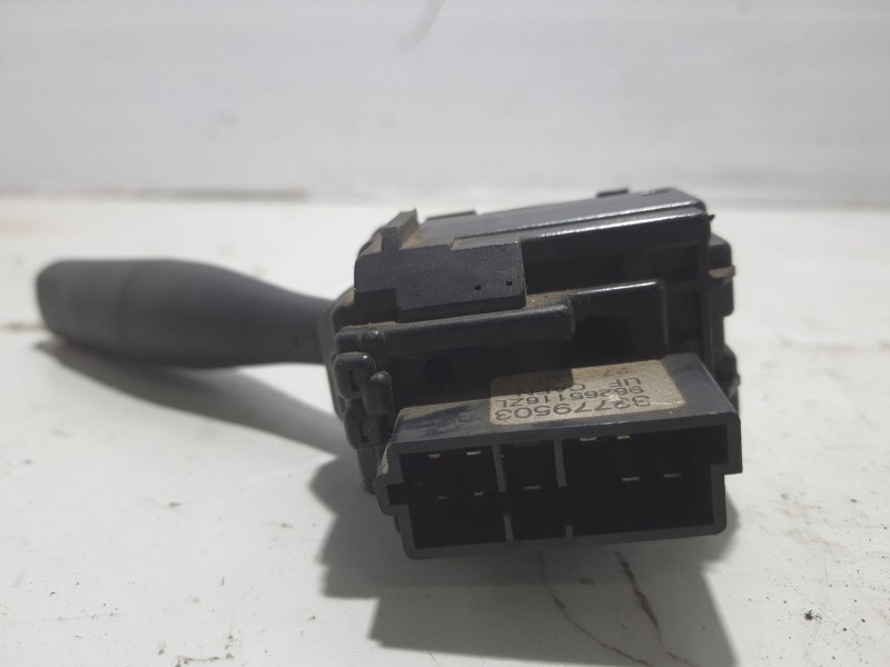 Recambio de mando limpia para peugeot 106 (s2) 1.1 referencia OEM IAM 6239C1 33779503 96265116ZL