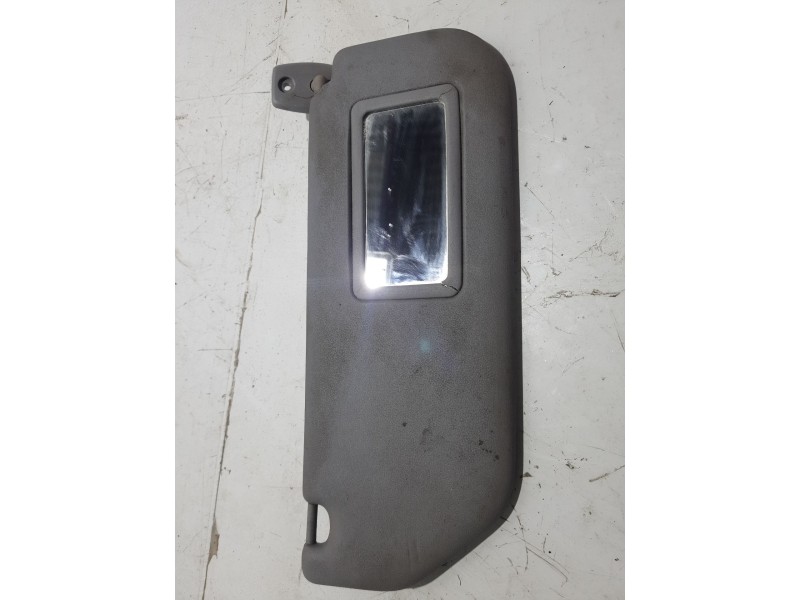 Recambio de parasol derecho para peugeot 106 (s2) 1.1 referencia OEM IAM 8143GA  