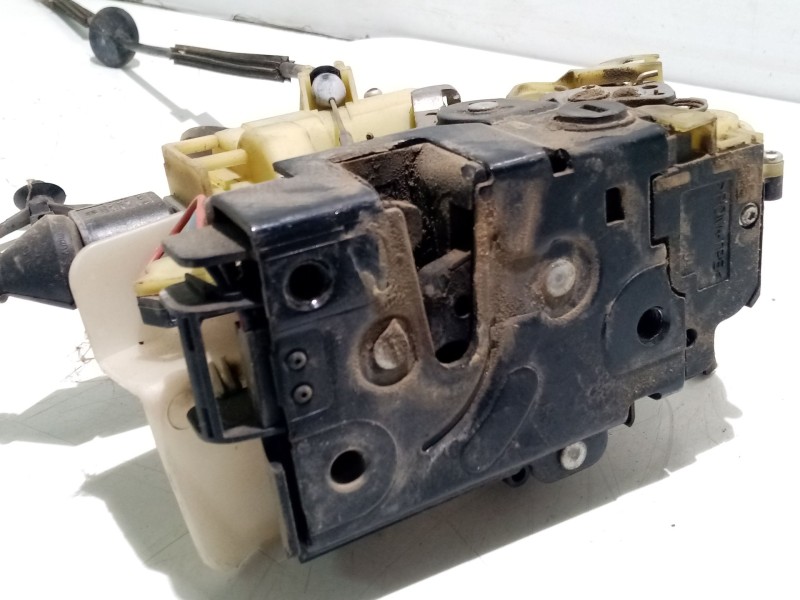 Recambio de cerradura puerta delantera derecha para skoda superb (3u4) 1.9 tdi referencia OEM IAM 3B1837016CA  