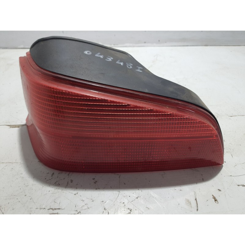 Recambio de piloto trasero izquierdo para peugeot 106 (s2) 1.1 referencia OEM IAM 6350G6 22740501 