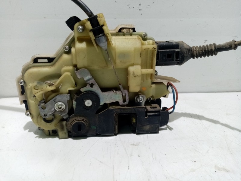 Recambio de cerradura puerta delantera izquierda para skoda superb (3u4) 1.9 tdi referencia OEM IAM 3B1837015AP  