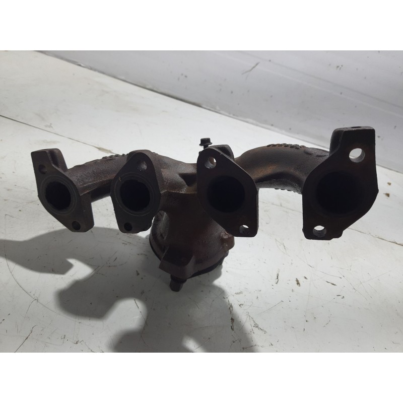 Recambio de colector escape para citroën saxo (s0, s1) 1.4 vts referencia OEM IAM 034136  