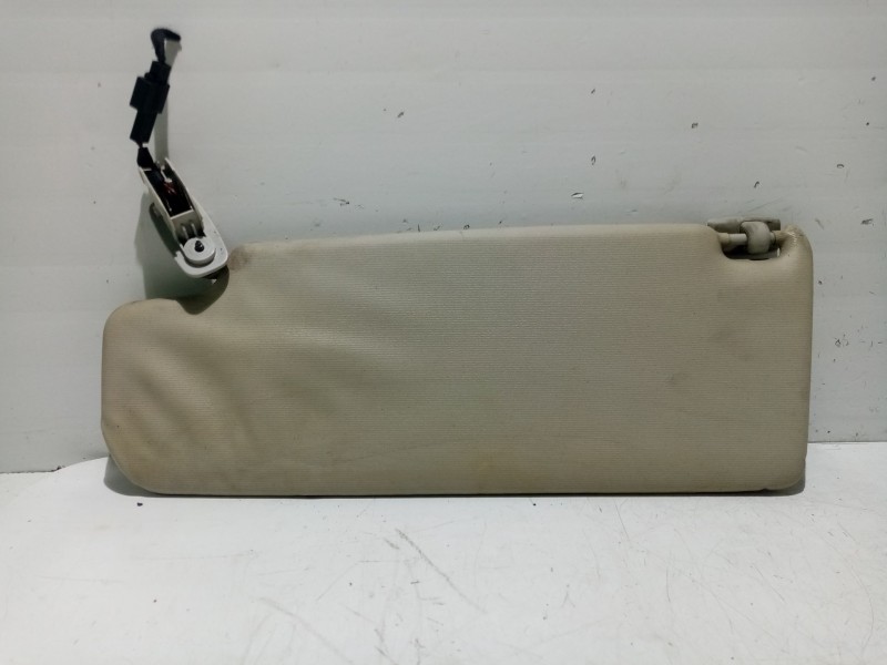 Recambio de parasol derecho para volkswagen passat berlina (3b3) referencia OEM IAM 3B0857552R3B4  