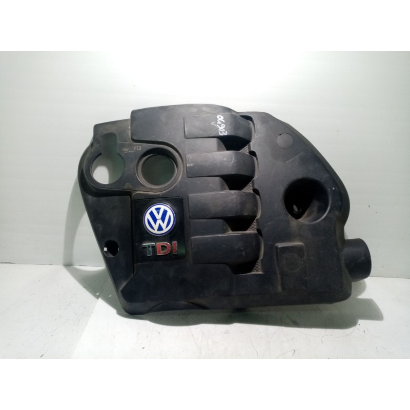 Recambio de tapa motor para volkswagen passat berlina (3b3) referencia OEM IAM 038103925  