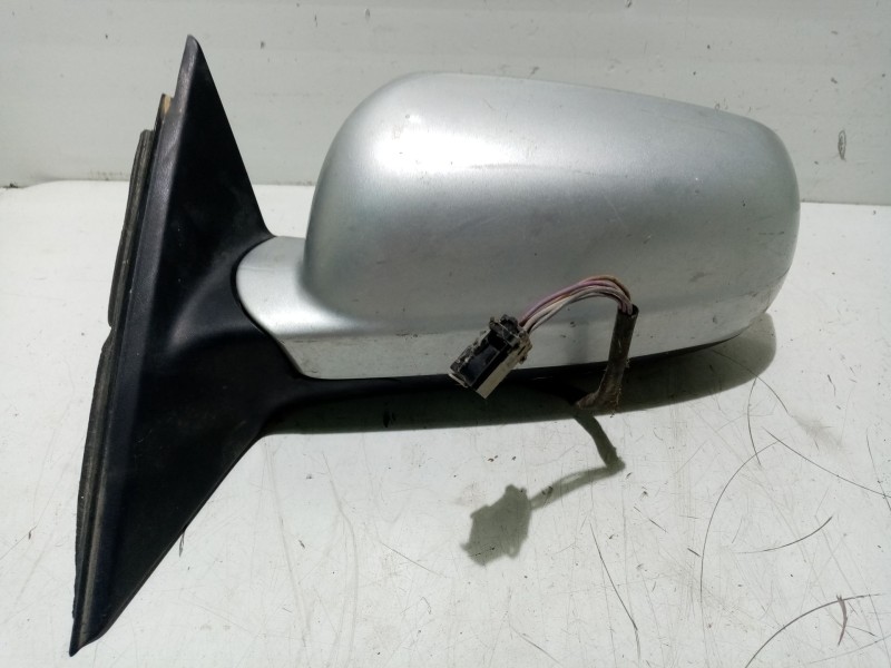 Recambio de retrovisor izquierdo para volkswagen passat berlina (3b3) referencia OEM IAM   