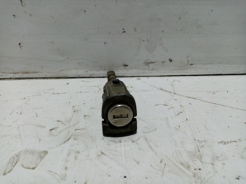 Recambio de bombin puerta delantera izquierda para volkswagen passat berlina (3b3) referencia OEM IAM 3B0837167G  