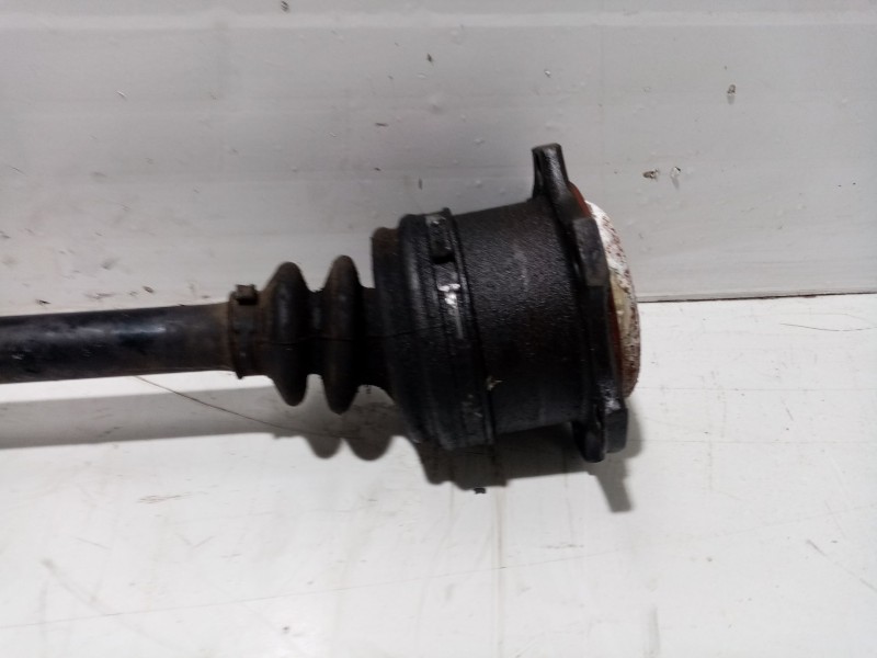 Recambio de transmision delantera izquierda para volkswagen passat berlina (3b3) referencia OEM IAM 8D0407271EL  