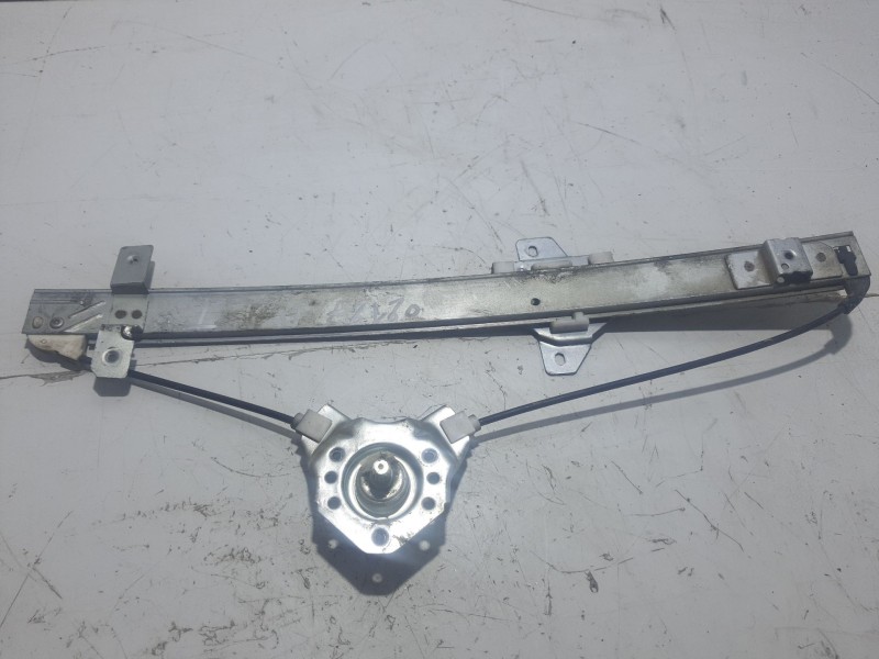 Recambio de motor elevalunas trasero derecho para suzuki santana 350 referencia OEM IAM 05588  