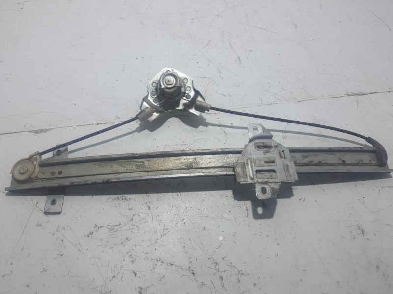 Recambio de motor elevalunas trasero derecho para suzuki santana 350 referencia OEM IAM 05588  