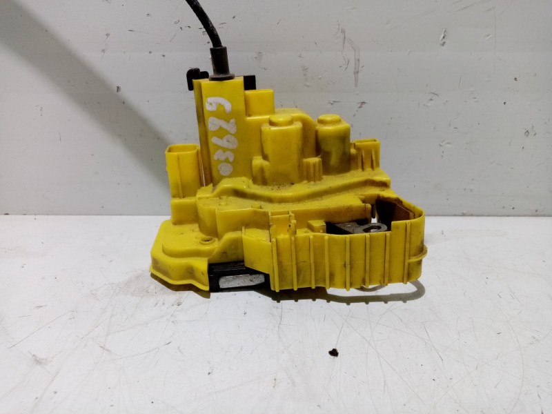 Recambio de cerradura puerta delantera derecha para peugeot bipper referencia OEM IAM 1365225080  