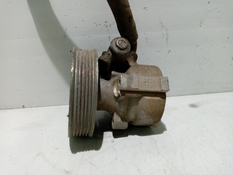 Recambio de bomba direccion para peugeot bipper referencia OEM IAM 1673606380  