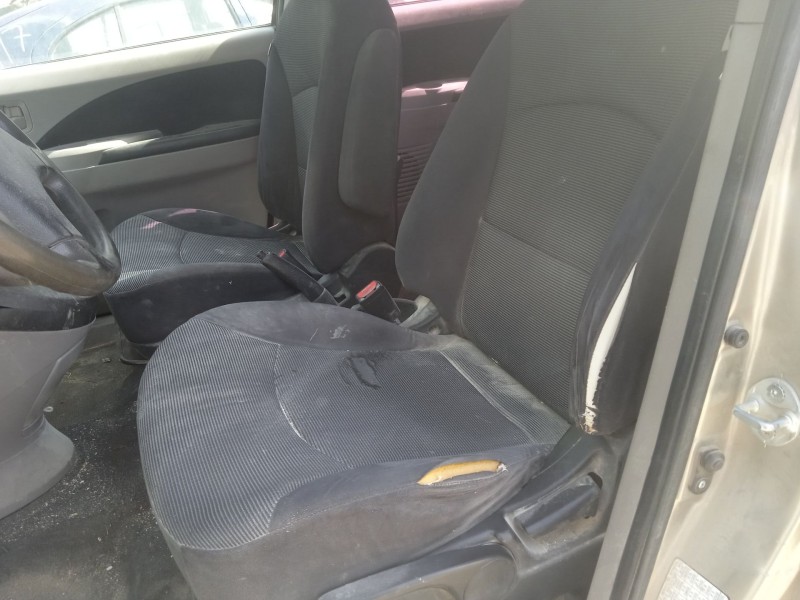 mitsubishi grandis (na_w) del año 2007