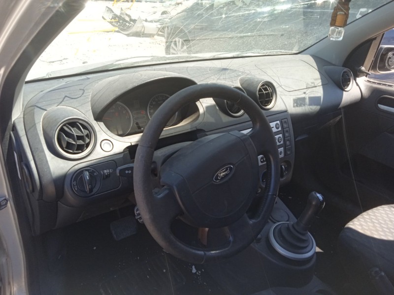 ford fiesta v (jh_, jd_) del año 2004