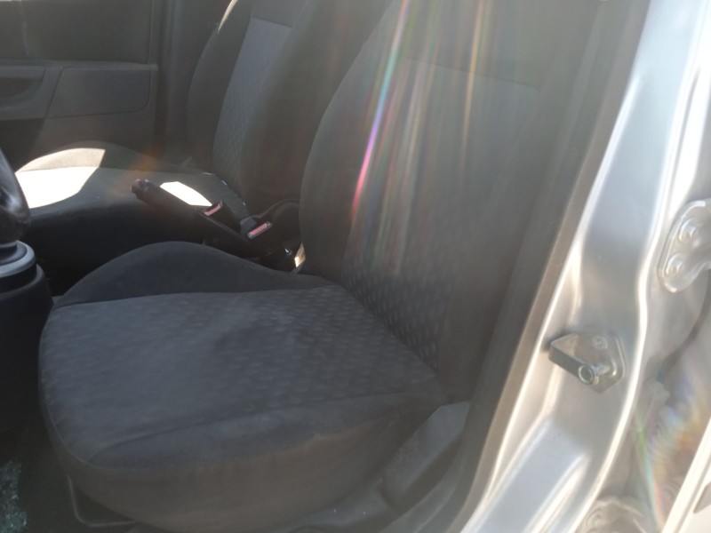 ford fiesta v (jh_, jd_) del año 2004