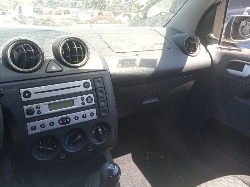 ford fiesta v (jh_, jd_) del año 2004