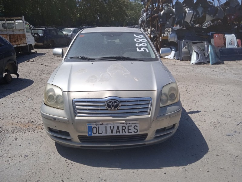 toyota avensis (_t25_) del año 2005