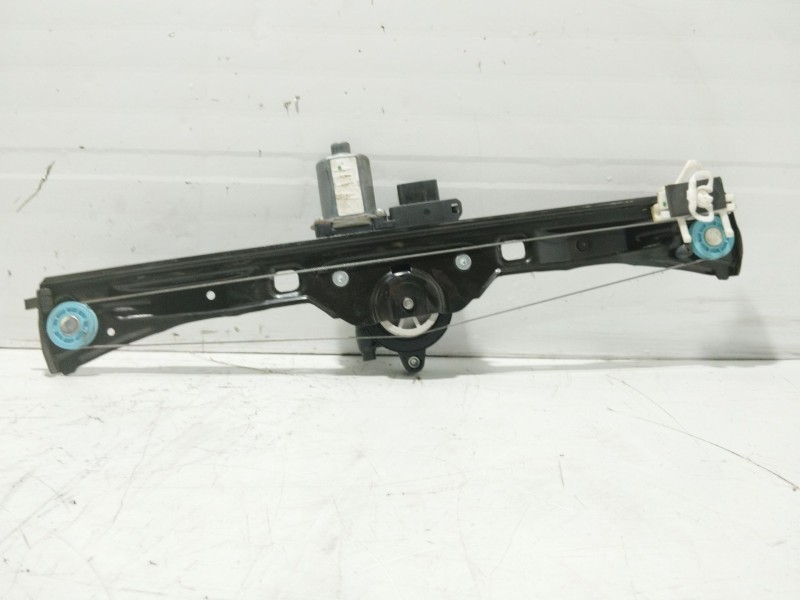 Recambio de elevalunas delantero derecho para peugeot bipper referencia OEM IAM 9222EN  