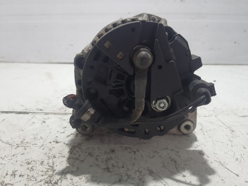 Recambio de alternador para skoda octavia berlina (1u2) ambiente referencia OEM IAM 47903018X 037903025L 12041490125N
