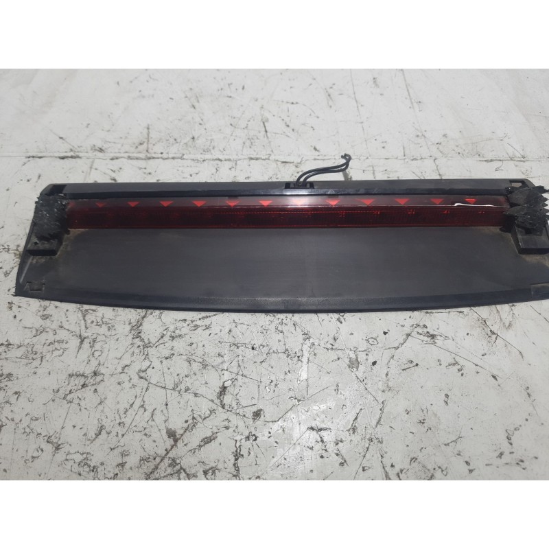 Recambio de luz central de freno para skoda octavia berlina (1u2) ambiente referencia OEM IAM 1U6945097B  