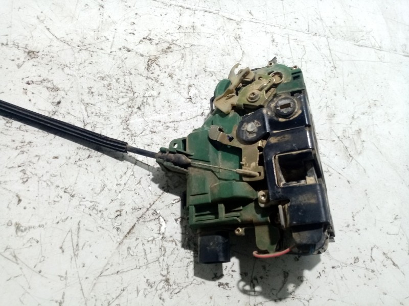 Recambio de cerradura puerta trasera derecha para skoda octavia berlina (1u2) ambiente referencia OEM IAM 117685104  46MY3B48390