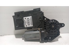 Recambio de motor elevalunas trasero derecho para audi a4 b6 avant (8e5) 2.5 tdi quattro referencia OEM IAM 0130821766  