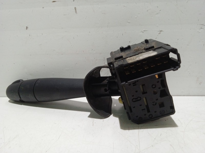 Recambio de mando limpia para renault kangoo (kc0/1_) 1.5 dci (kc07) referencia OEM IAM 8200379529  