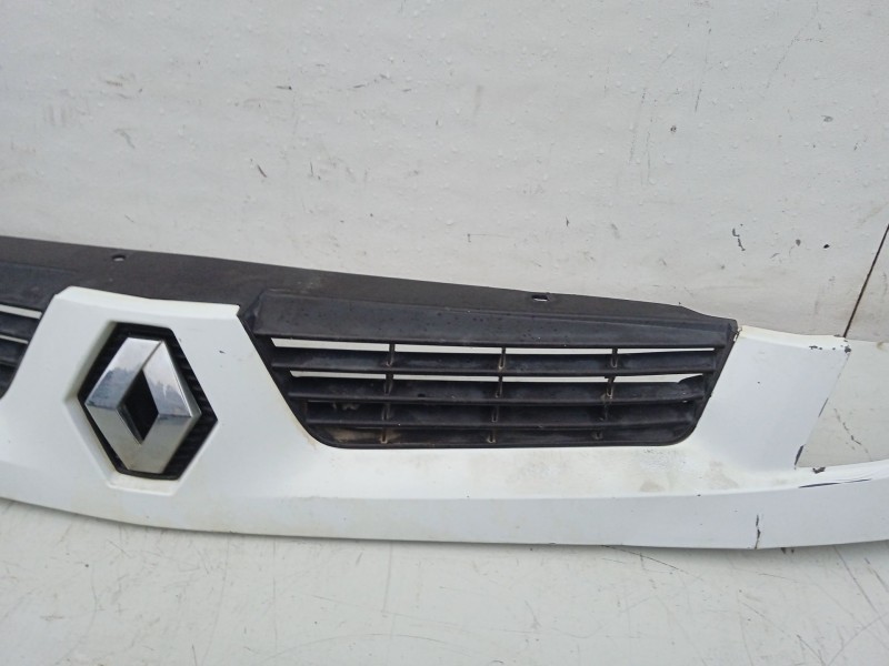Recambio de rejilla delantera para renault kangoo (kc0/1_) 1.5 dci (kc07) referencia OEM IAM 8200150629 7701056411 7701056406