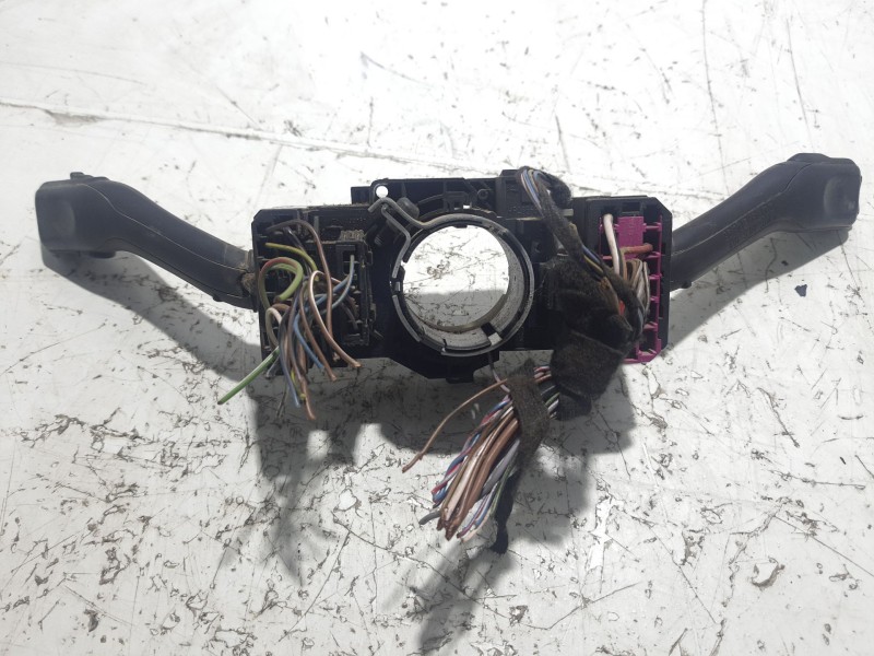 Recambio de mando multifuncion para skoda fabia (6y2/6y3) comfort line referencia OEM IAM 8L09535813  