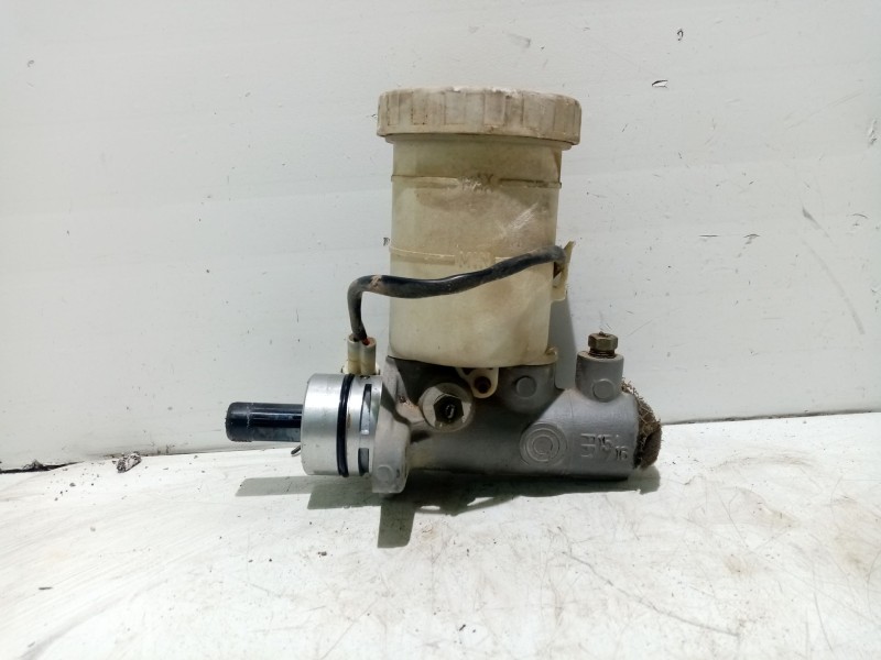 Recambio de bomba freno para land rover santana 350 referencia OEM IAM 479831  