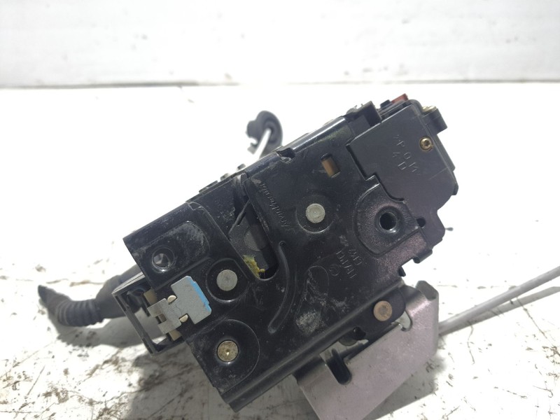 Recambio de cerradura puerta delantera derecha para audi a4 berlina (8e) referencia OEM IAM 8E1837016C  