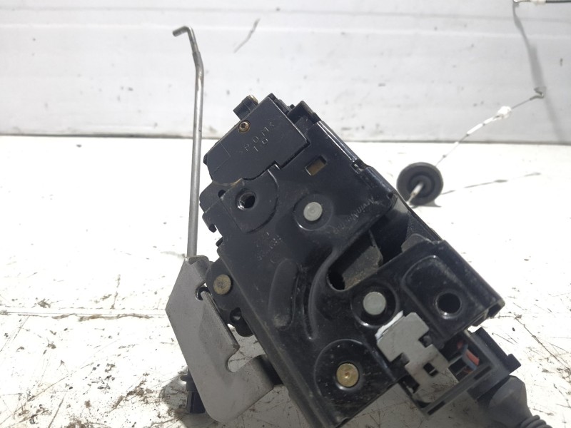 Recambio de cerradura puerta delantera izquierda para audi a4 berlina (8e) referencia OEM IAM 4B1837015G  