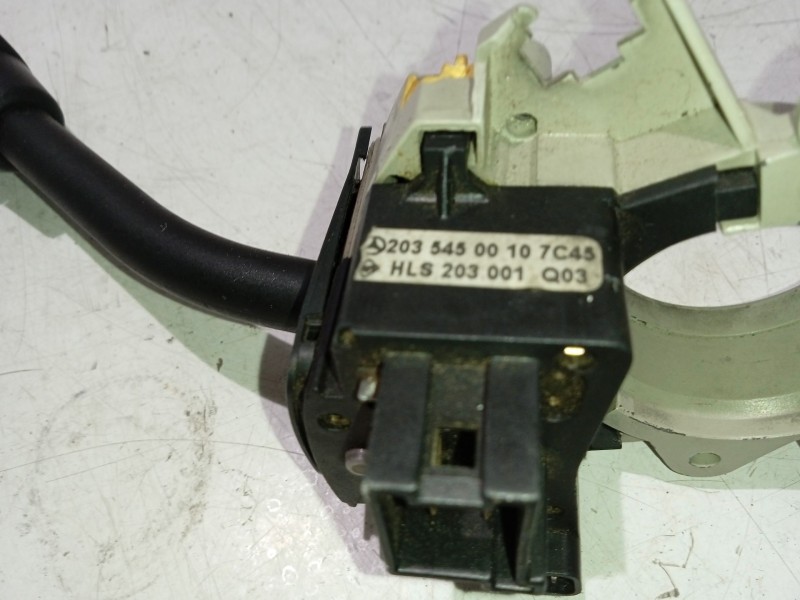 Recambio de mando limpia para mercedes-benz clase c (w203) berlina referencia OEM IAM 2035450010 203001Q03 