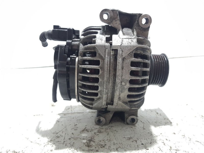 Recambio de alternador para audi a4 berlina (8e) referencia OEM IAM 06B903016AB  068903016AB
